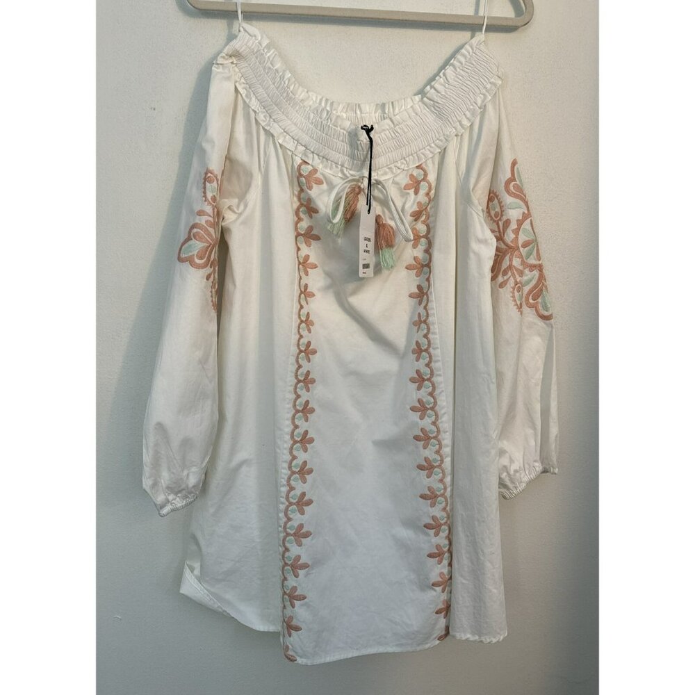 Loveriche Off Shoulders Dress Cream  Small NWT